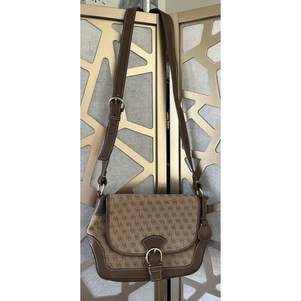 Vtg Dooney & Bourke Signature Print Jacquard Leather Shoulder Handbag Purse